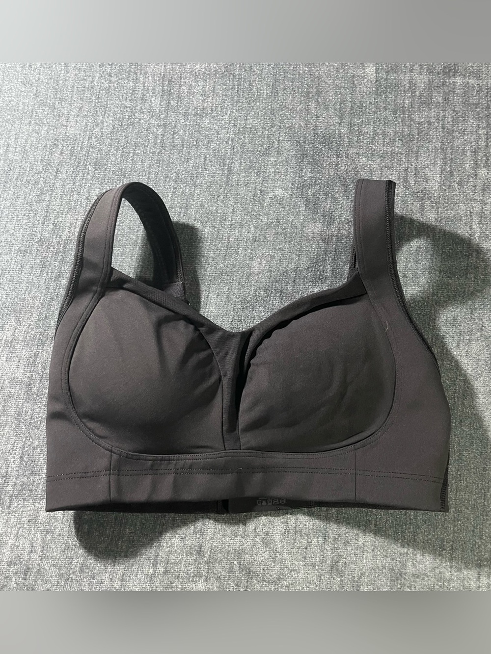 Lululemon Ta Ta Tamer Bra Black size 32DD